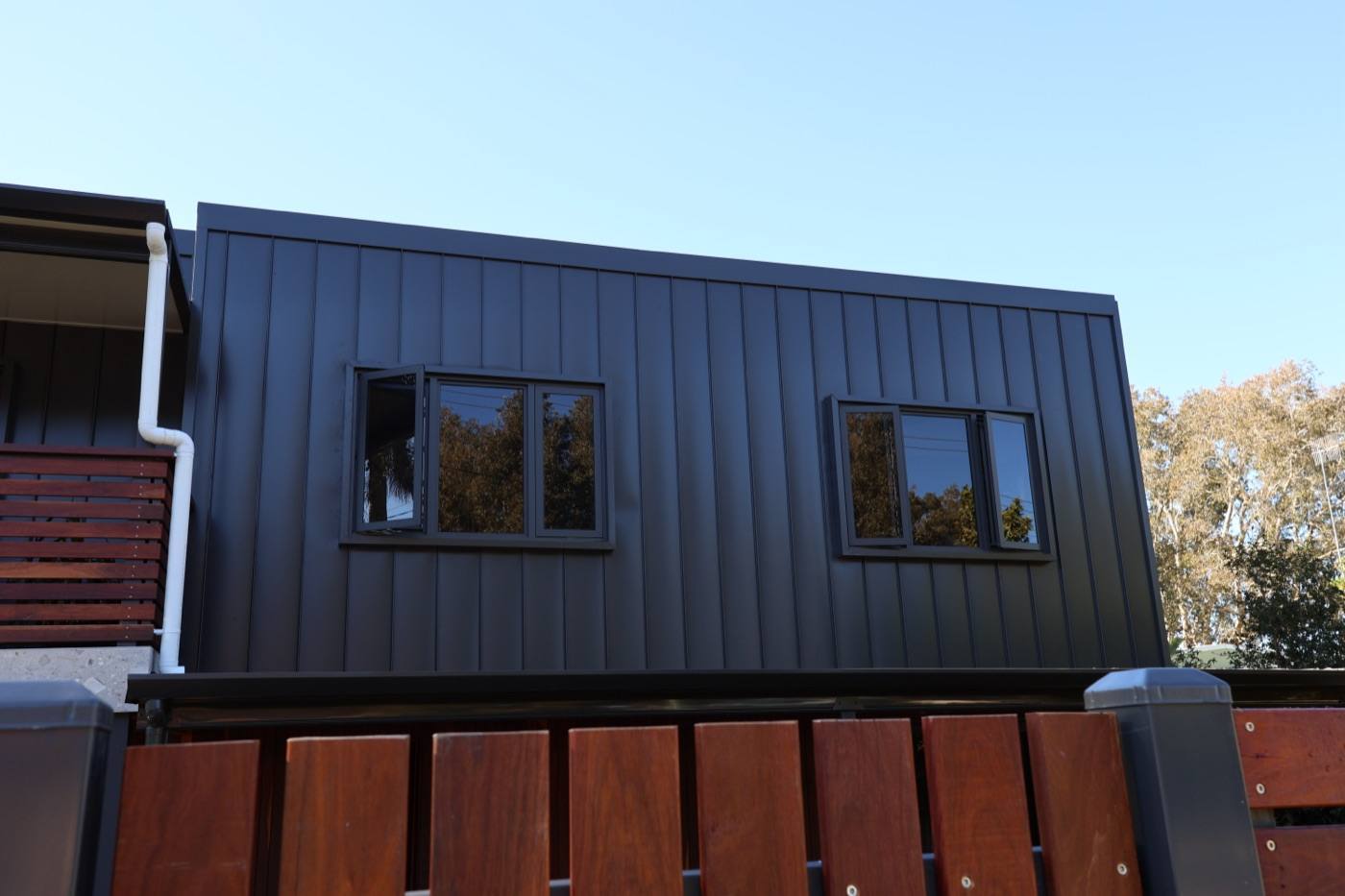 Stratco cladding to the upper level — Full exterior transformation — San Remo